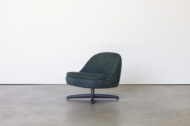 Sendai swivel armchair